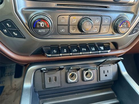 Used 2019 Chevrolet Silverado 3500 High Country w/ Duramax Plus Package image 19