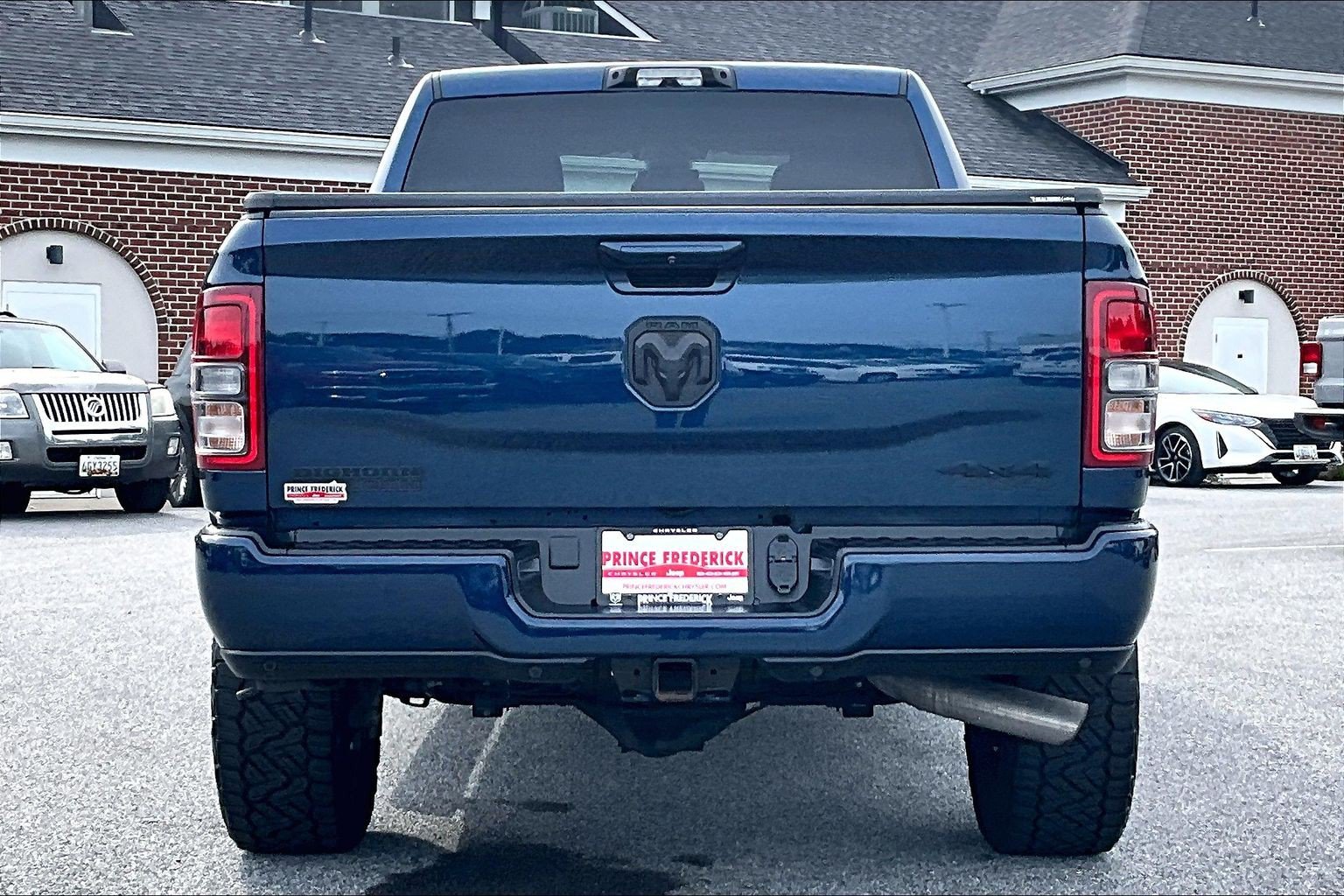Used 2024 RAM 2500 Big Horn w/ Night Edition AWD/4WD image 4