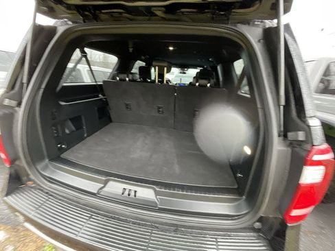 Used 2021 Ford Expedition Max XLT image 39