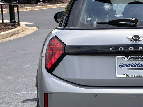 Used 2025 MINI Cooper S FWD image 21