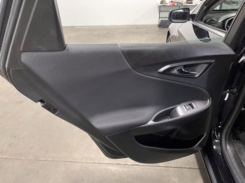 Used 2022 Chevrolet Malibu LT image 19