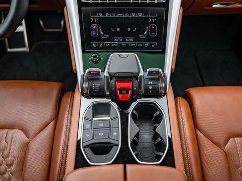 Used 2024 Lamborghini Urus S image 16