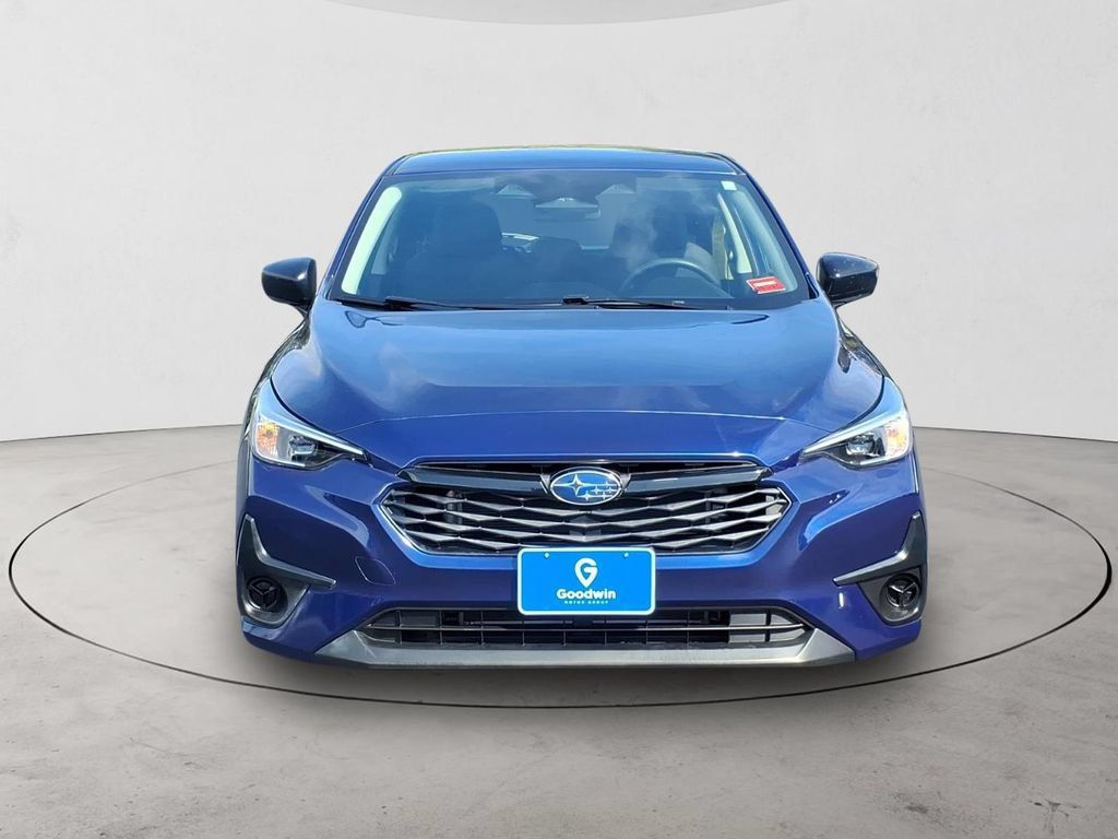 Used 2024 Subaru Impreza 2.0i AWD/4WD image 2