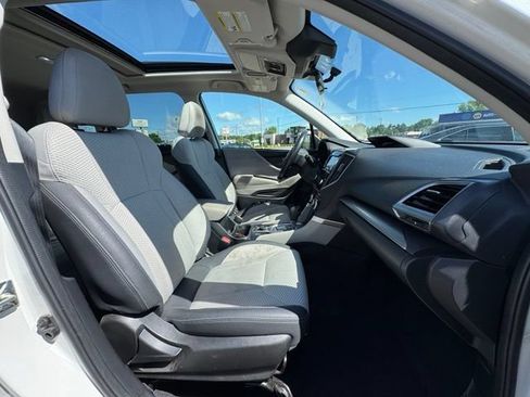 Used 2022 Subaru Forester Premium AWD/4WD image 12