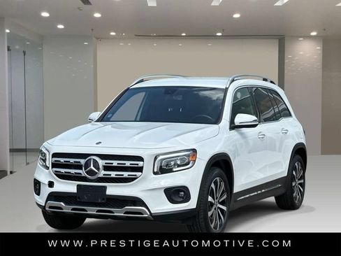 Used 2022 Mercedes-Benz GLB 250 4MATIC image 1