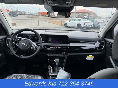New 2026 Kia Seltos S image 16