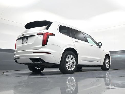 Used 2024 Cadillac XT6 Luxury w/ LPO, Floor Liner Package AWD/4WD image 23