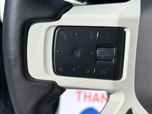 Used 2023 Land Rover Defender 90 S image 17