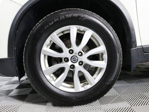 Used 2019 Nissan Rogue S w/ Special Edition Package AWD/4WD image 9