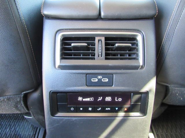 Used 2025 MAZDA CX-90 3.3 Turbo w/ Preferred Package AWD/4WD image 29
