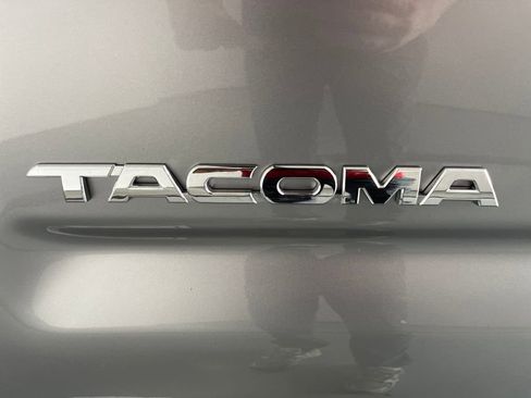 Used 2015 Toyota Tacoma 4x4 Double Cab image 51