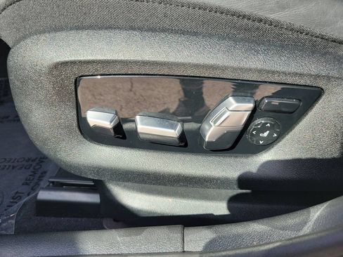 Used 2020 BMW 540i xDrive w/ M Sport Package AWD/4WD image 28