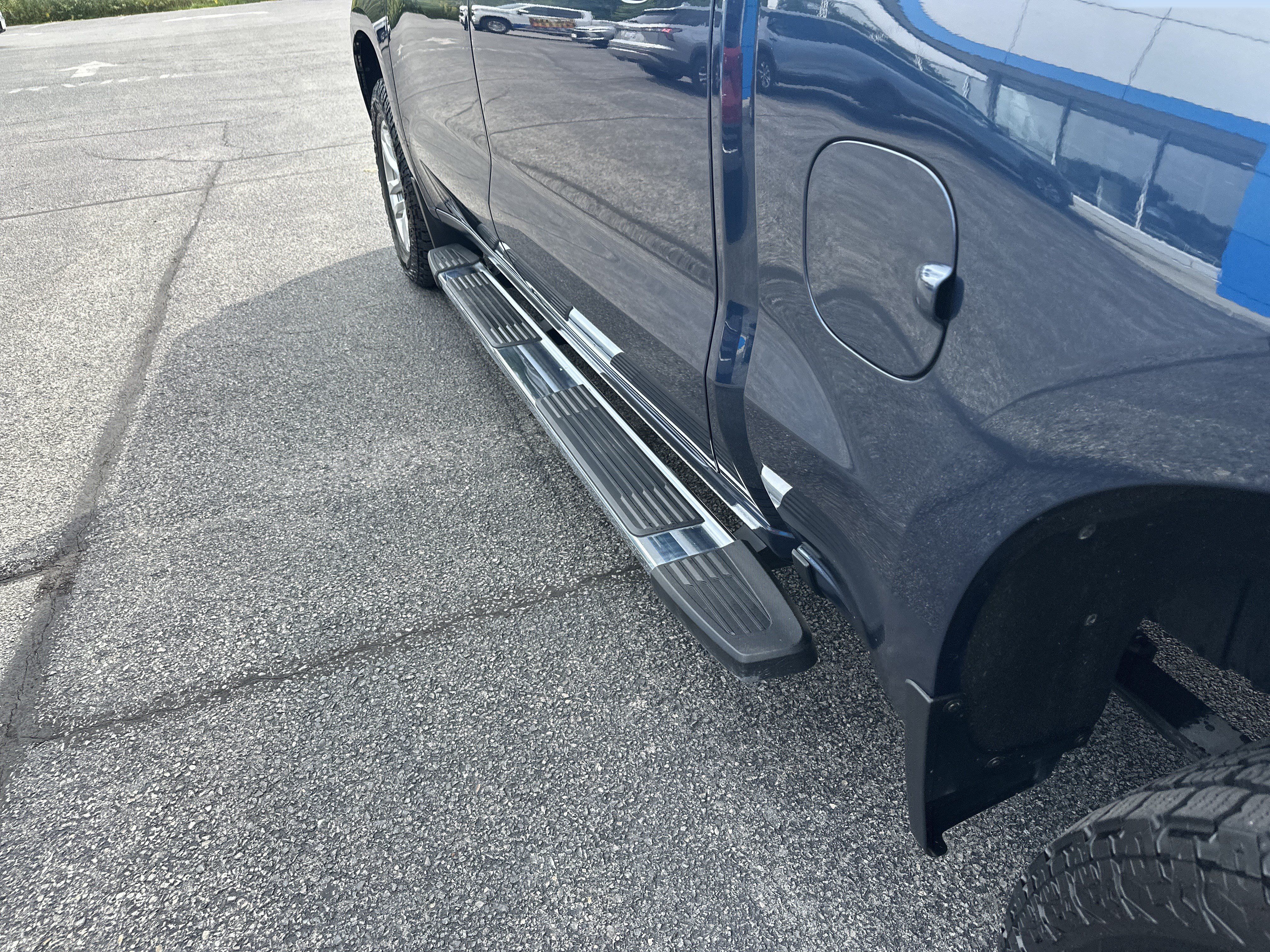 Certified 2020 Chevrolet Silverado 1500 RST AWD/4WD image 7