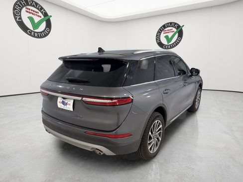 Used 2022 Lincoln Corsair FWD w/ Equipment Group 101A image 4