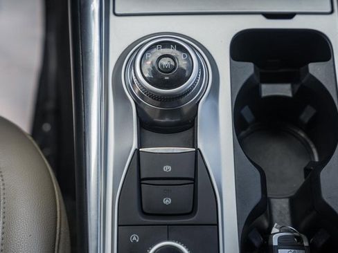 Used 2020 Ford Explorer Limited image 31