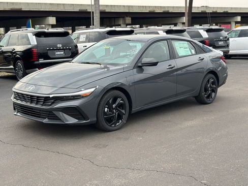 New 2026 Hyundai Elantra Sport FWD image 3