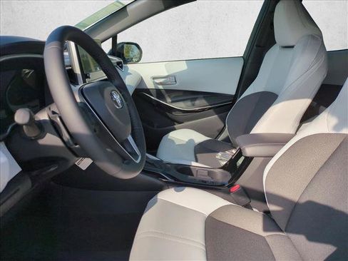 New 2026 Toyota Corolla XSE image 4