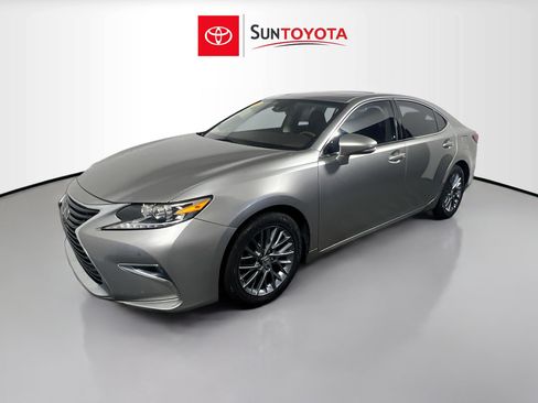 Used 2018 Lexus ES 350 w/ Premier Package FWD image 9
