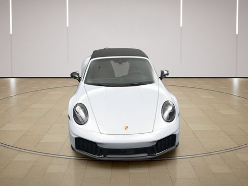 Certified 2025 Porsche 911 Targa 4 GTS AWD/4WD image 44