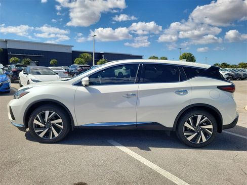 Used 2024 Nissan Murano SL image 7