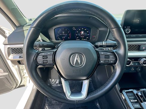 Used 2024 Acura Integra image 11