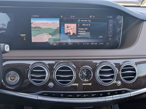 Used 2019 Mercedes-Benz S 560 4MATIC Sedan image 15
