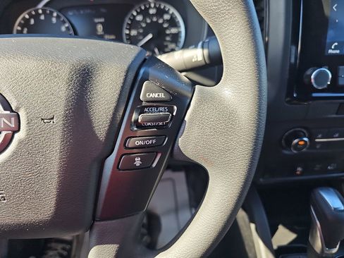 Used 2023 Nissan Frontier SV w/ Midnight Edition Package image 22