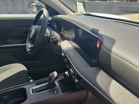 New 2026 Nissan Kicks S FWD image 39