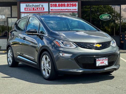 Used 2020 Chevrolet Bolt LT FWD image 1