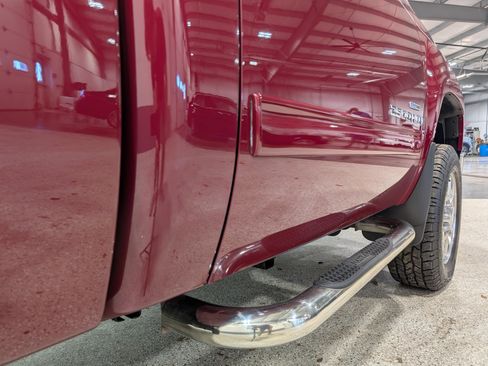 Used 2007 GMC Sierra 2500 SLE w/ Z71 Off-Road Package image 11