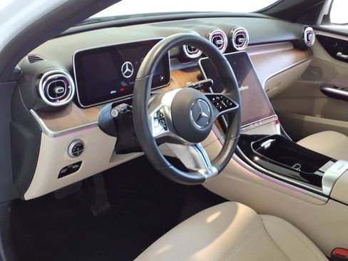 Used 2022 Mercedes-Benz C 300 4MATIC Sedan image 9
