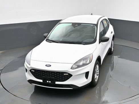 Used 2022 Ford Escape S image 19