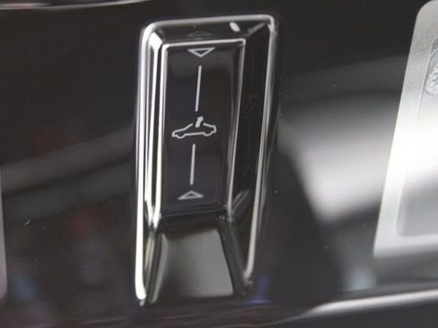 New 2026 Volkswagen GTI SE FWD image 18