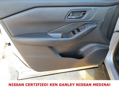 Certified 2024 Nissan Rogue S image 37