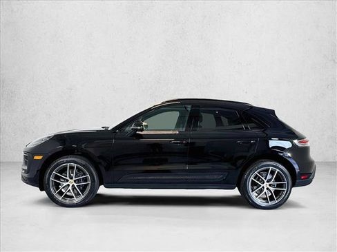 Certified 2026 Porsche Macan AWD/4WD image 2