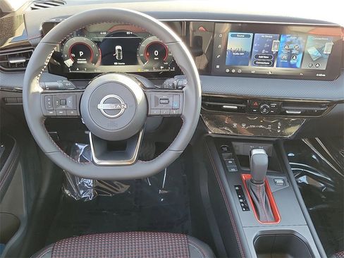 New 2026 Nissan Kicks SR image 5