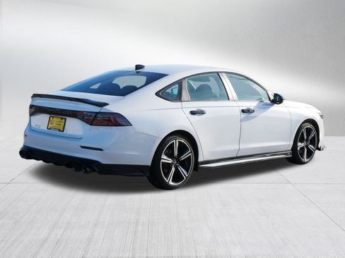 Used 2023 Honda Accord Sport image 7