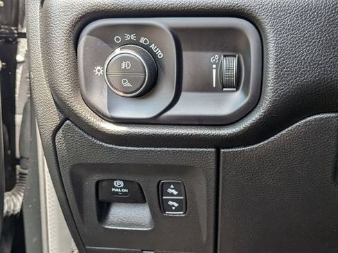 Used 2023 RAM 1500 Big Horn AWD/4WD image 29