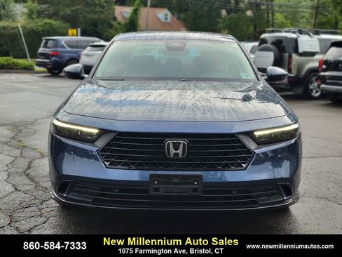 Used 2023 Honda Accord EX-L image 8
