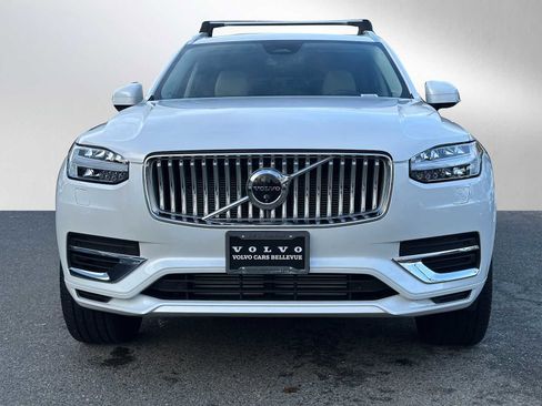 Used 2025 Volvo XC90 T8 Plus w/ Protection Package Premier image 8