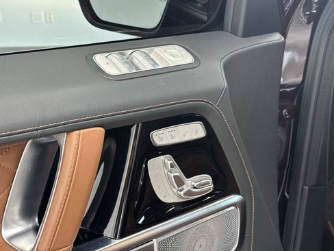 Certified 2025 Mercedes-Benz G 63 AMG 4MATIC image 11