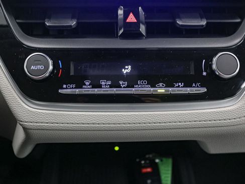 New 2026 Toyota Corolla Cross LE AWD/4WD image 19