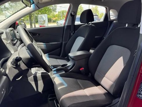 Used 2021 Hyundai Kona SE AWD/4WD image 10