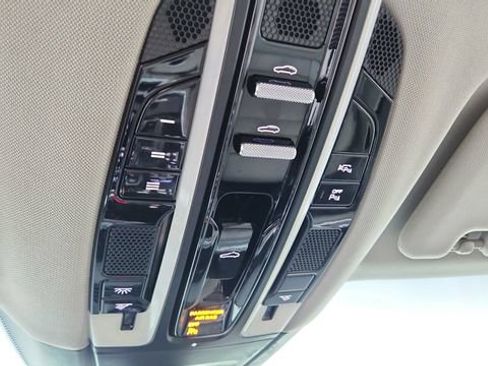 Used 2018 Porsche Panamera 4S image 53
