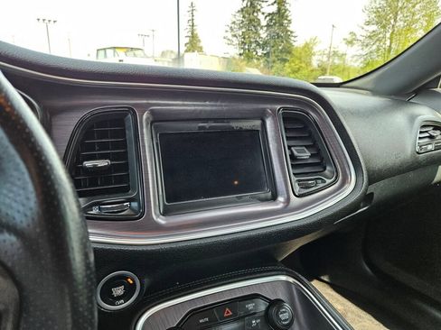Used 2018 Dodge Challenger SXT w/ Blacktop Package RWD image 17