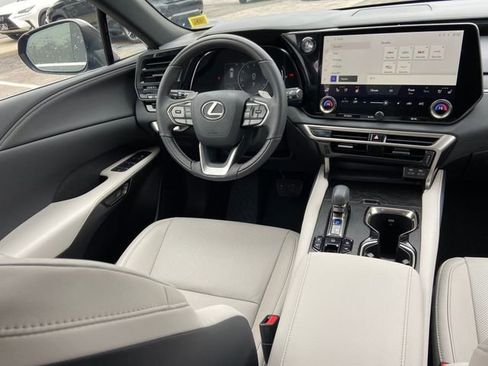 Used 2024 Lexus RX 350 Premium w/ Accessory Package (Z1) AWD/4WD image 13