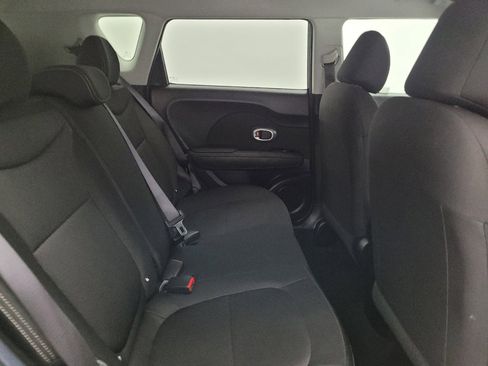 Used 2019 Kia Soul FWD image 19