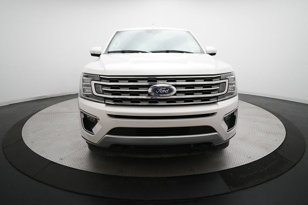 Used 2018 Ford Expedition Limited w/ Equipment Group 301A AWD/4WD image 11