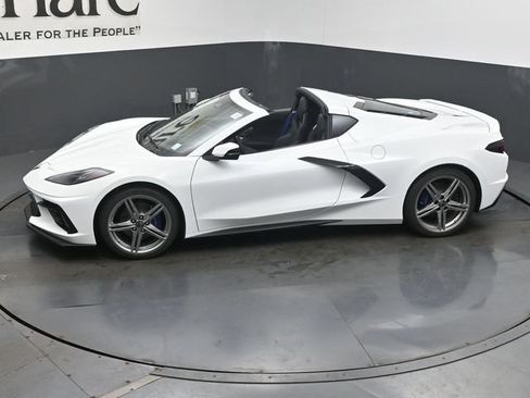 New 2027 Chevrolet Corvette Stingray Coupe w/ 2LT RWD image 40