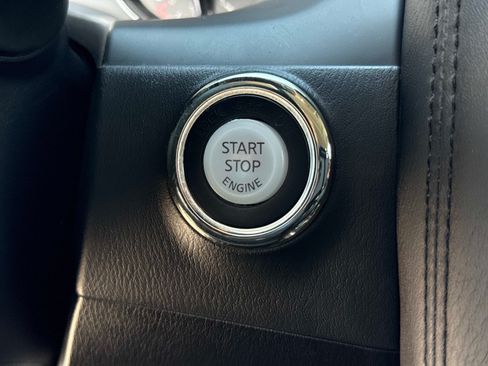Used 2022 Nissan Armada SL AWD/4WD image 29